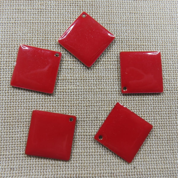 5 Breloques sequin losange cuivre émaillé rouge 24mm - ensemble de 5 pendentifs pour fabrication bijoux