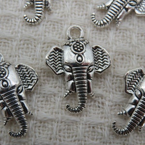 5 Pendentifs éléphant argenté ou bronze breloque 21mm en métal, ensemble de 5 apprêt, fabrication bijoux DIY Argent