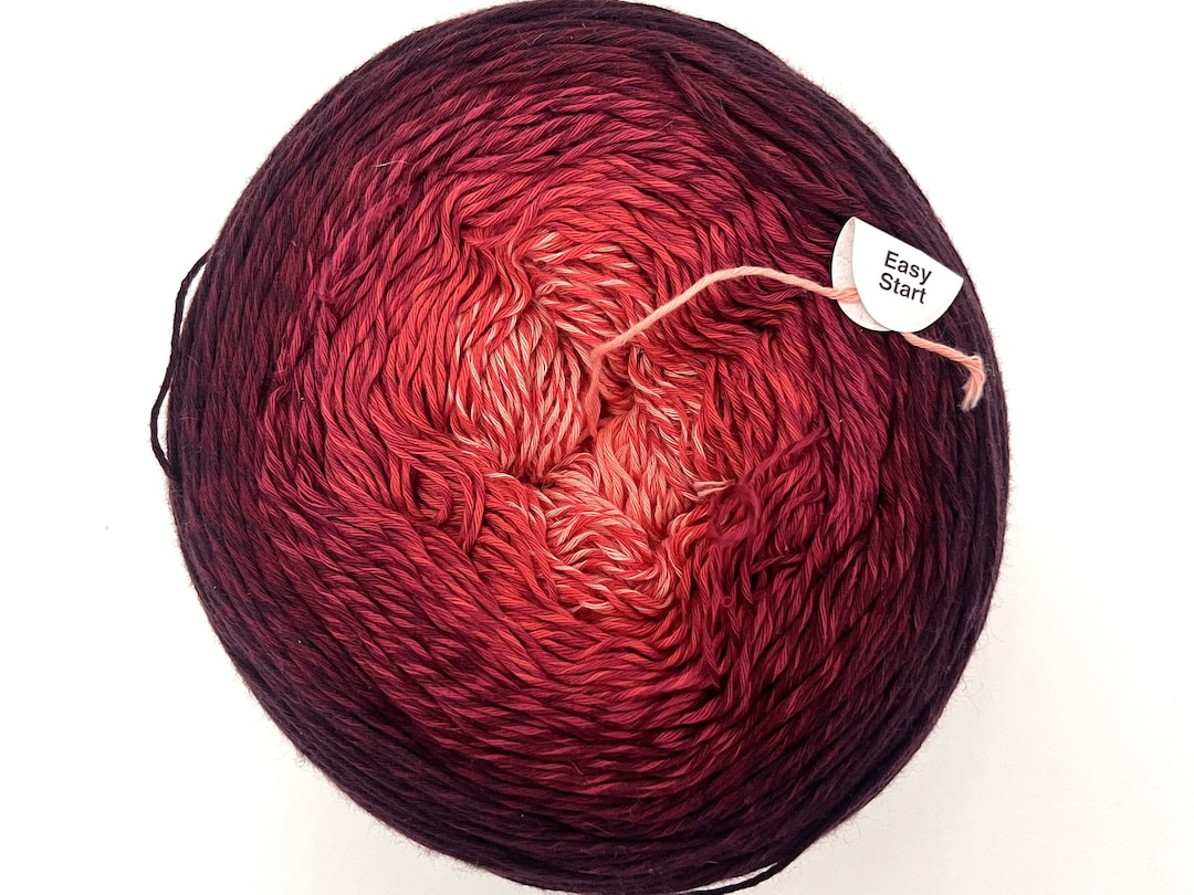 Twirls Deluxe Cotton Kings by Hobbii Color Edcora Red 25 Long Gradient