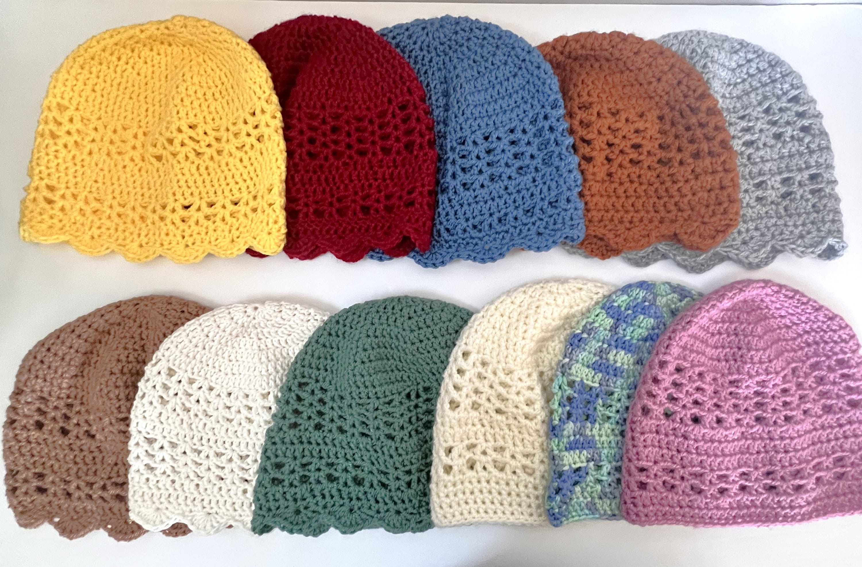 Lacy Crochet Cloche in Choice of Color, Flapper Style Hat  display picture 3