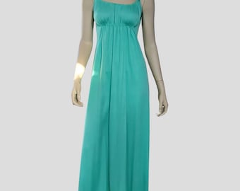 Vintage 1970s Maxi Dress, Shirred Halter Neck, Fluid Boho Dress, Size 7/8