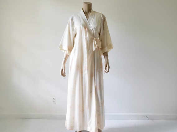 peignoir dior