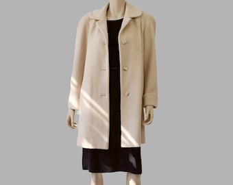 1970s Vintage Union Made Coat, Cream Wool Coat, Wool Car Coat, Cocoon Coat, Alorna Coat, Union Made in USA