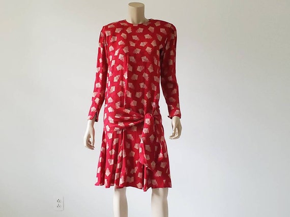 Buy 80s Liz Claiborne Red Silk Dress: Abstract Print, Drop Waist Online in  India - Etsy