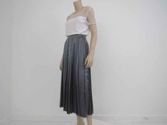 1980s Vintage Pleated Midi Skirt Silver Gray Skirt