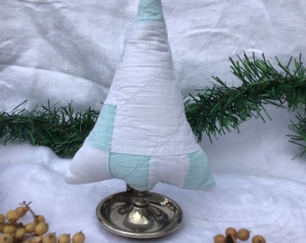 Vintage Quilt Tree on Finger Loop Candleholder