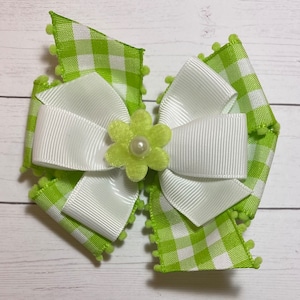 Lazo de pelo verde lima, arco verde lima, arco verde, arco de pelo, arco verde lima de flores, arco de pelo adorable, arco de pelo hecho a mano, arco de bebé, arco lindo