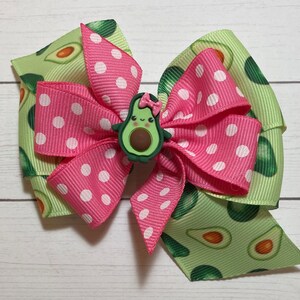 Lazo de pelo de aguacate, arco de aguacate, arco, arco de pelo, arco lindo, arco de pelo único, arco de pelo hecho a mano, arco de bebé, arco de pelo lindo, rosa y verde
