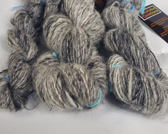 Icelandic single lock spun, bulky, weaving, knitting yarn