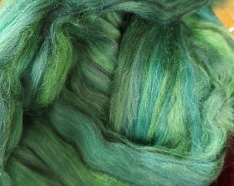 Emerald- 75/25 blend of superfine merino and tussah silk, combed top, 4oz