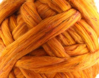 Myth 33/33/33 Blend of merino/bamboo/viscose tweed, combed top, spinning fiber