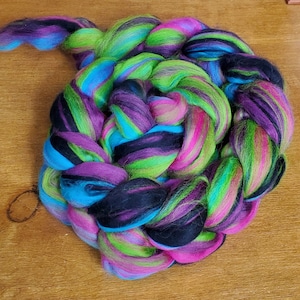 Good Trip- 88/12 blend of 18 micron and 23 micron merino
