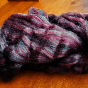 Custom Combed Top, Roses Are Red Colorway, 18 Micron Merino/Mulberry Silk/Bamboo 70/15/15 Blend, 4oz image 3