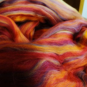 Custom Combed Top, Sunset Colorway, 18 Micron Merino/Bamboo  88/12 Blend, 4oz