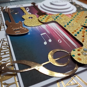 Luxe, homme, femme, funky, guitares, 1re, 18e, 21e, 30e, 40e, 50e, 60e, musique, notes, carte d'anniversaire, 20 x 20 cm dans une boîte cadeau, commande à personnaliser