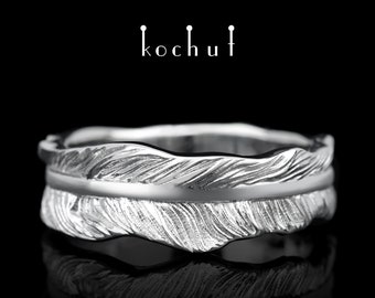 Silver feather His and hers wedding rings. Couple wedding bands. Unique design. Handmade by kochut