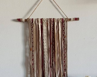 Yarn Wall Hanging, Yarn and bead Decor, Bohemian Wall Art, Macrame Hanging, beige Tapestry Art, Farmhouse,  Wedding, Nursery Wall Art