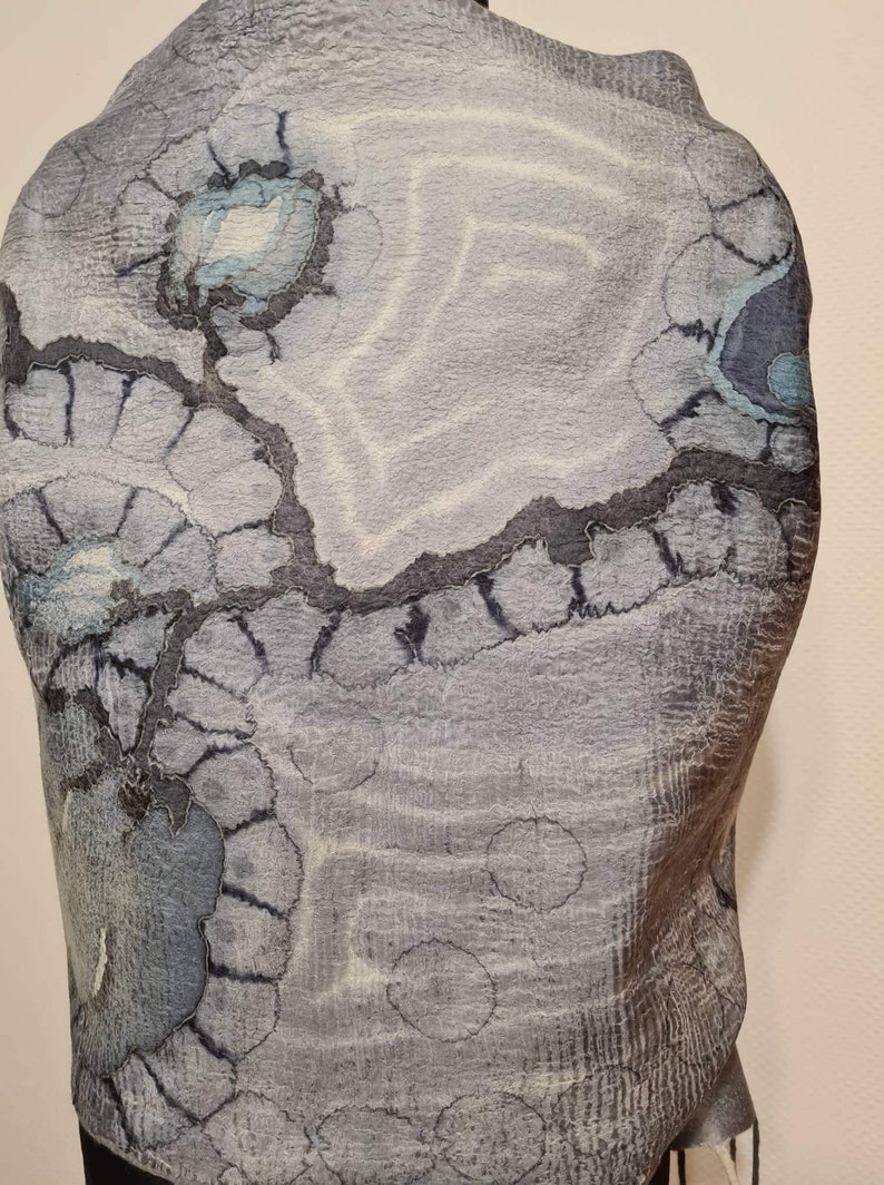 Gray Felted Scarf, Nuno felted Shawl,Gift for wife,Christmas gift, Hand-painted Silk Scarf, Gift for her zdjęcie 9