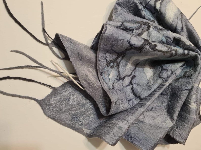 Gray Felted Scarf, Nuno felted Shawl,Gift for wife,Christmas gift, Hand-painted Silk Scarf, Gift for her zdjęcie 6