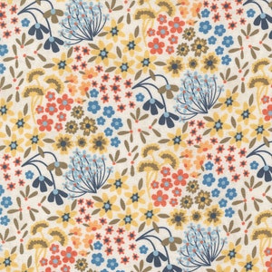 Nutmeg Meringue 30702 11 Moda Blessed Small Floral Sold By The Yard