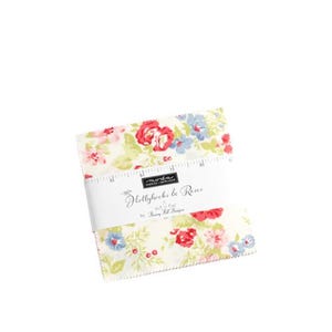 ホリホック ローズ チャーム パック 3050PP Moda プレカット Bunny Hill Designs によるデザイン