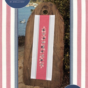 Lilly Pilly Runner PTT 095 Pieces To Treasure Designed by Jenelle KentPicnic Point Tea Toweling