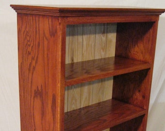 Handmade Red Oak Bookcase: Traditional Cherry Glazed Shelving