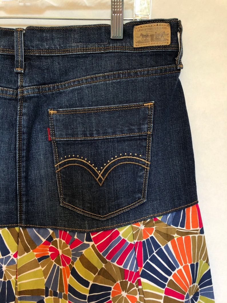 Size 12 Skirt Upcycled Denim Skirt Dark Blue Denim Multi-Color Cotton Pleats OOAK Women/'s 36 Waist