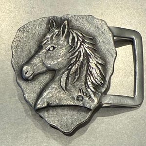 Vintage belt buckle, belt buckle, pewter buckle, horse head, equestrian buckle, pewter