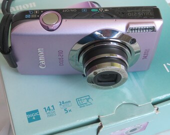 Canon IXY 200F Silver in Box With 16GB Sdhc Card Digital Canon IXY 200F Silver in Box With 16GB Sdhc Card Digital