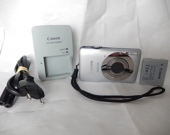 CANON IXUS 105 12.1Mpx 4x Zoom - Silver digital camera - Tested ok