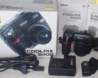 Nikon 8400 Coolpix 8Mpx Used Vintage Digital Camera | Tested Ok | + Lanyard, cd-rom, manuals, cd-rom, original box.