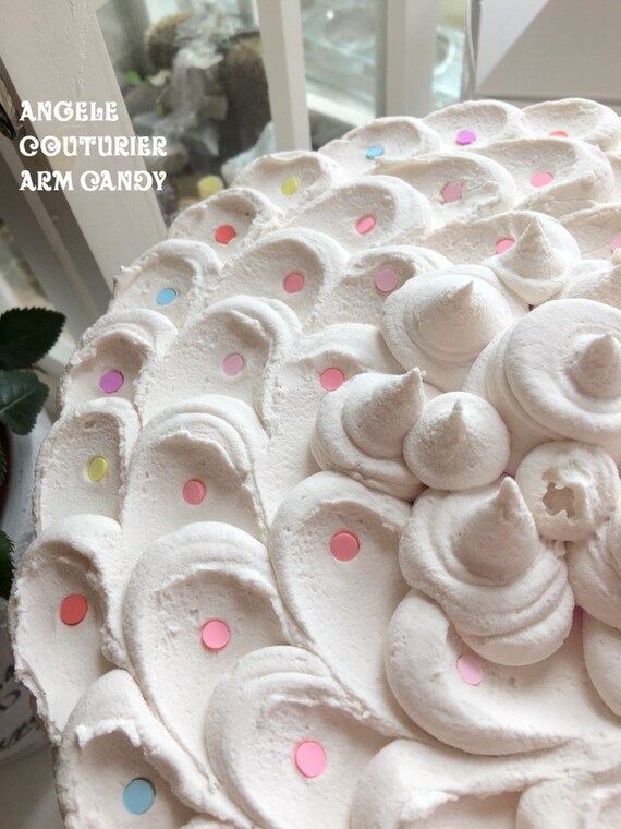 Faux Gateau Prop Gateau Fausse Creme Au Beurre Vanille Gateau Etsy Faux Gateau Prop Gateau Fausse Creme Au Beurre Vanille Gateau Etsy