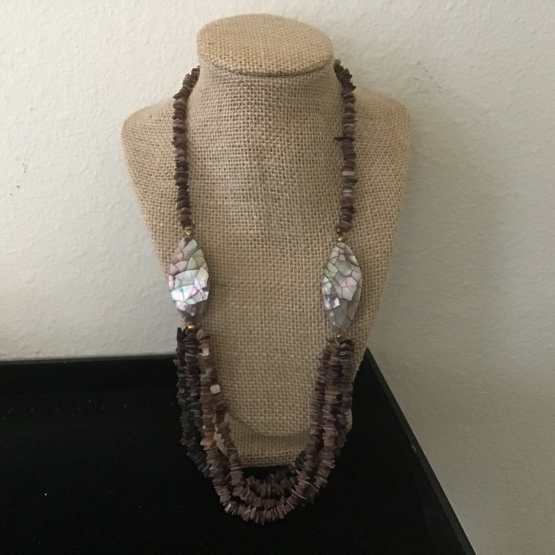 Beautiful Ocean Shell Necklace image 3