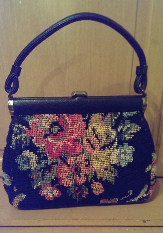 Black vintage carpet purse - image 3