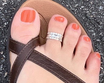 Sterling Silver Toe Ring Stack: Hula Lei & Bee Bands