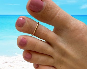 Toe Ring / 2mm Fitted Plain Band / .925 Sterling Silver or 14K Gold / Fitted Toe or Midi Ring for Men and Women