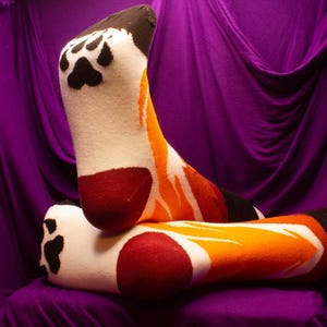Fox 2.0 - Fox inspired Faux Paw Socks