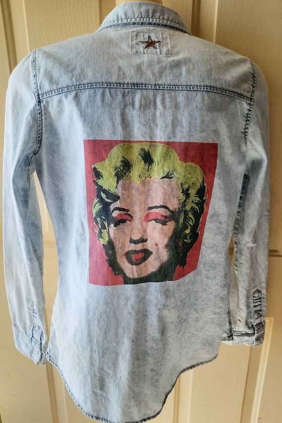 Marilyn Monroe Women's Lightweight Denim Top