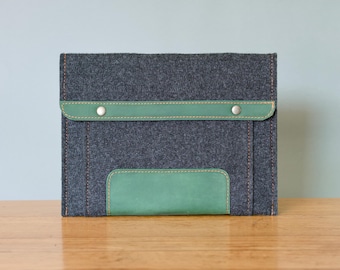 Funda de fieltro para Samsung Galaxy Tab. Funda para Tab Ultra y S11 Plus con soporte para lápiz, bolsillos y detalles de cuero. +10 combinaciones de colores para elegir.