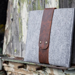 Custom Felt Sleeve for Asus 12-17" Laptops – Leather Snap Strap, Vertical Pencil Slot on the back. Sleek Design for ExpertBook, Zenbook etc