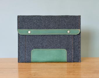 Funda de fieltro para iPad. Funda para iPad Pro y iPad Air con portalápices, bolsillos y detalles de piel. Disponible en 10 combinaciones de colores.