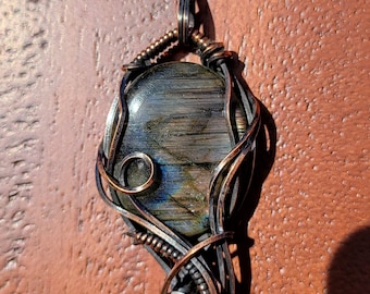 Multiflash labradorite wrapped in copper wire