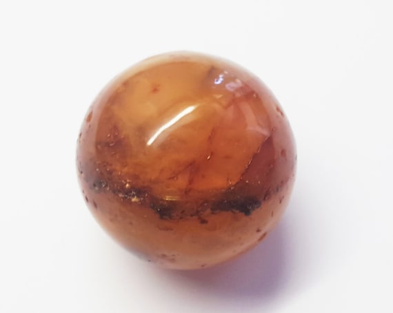15.7g Unique Antique Natural Amber ball
