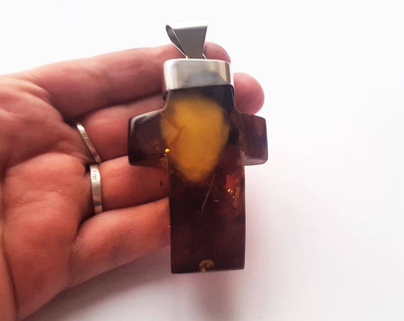 40g Cognac Baltic amber pendant Cross