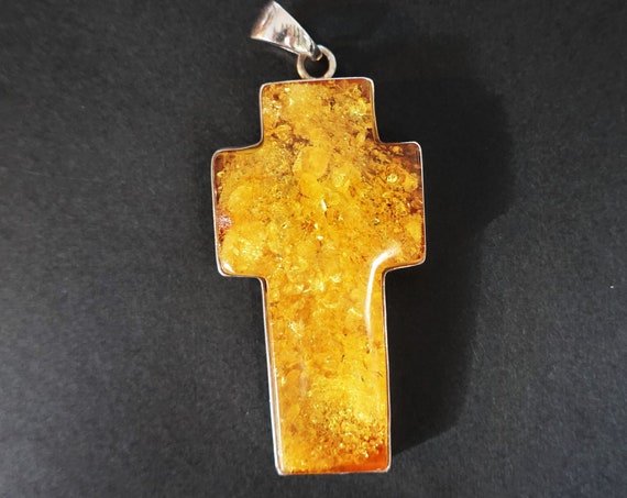 26,4g Large Baltic Amber Pendant Cross, Sterling Silver Baltic Amber Pendant Cross, Yellow amber, Sterling Silver