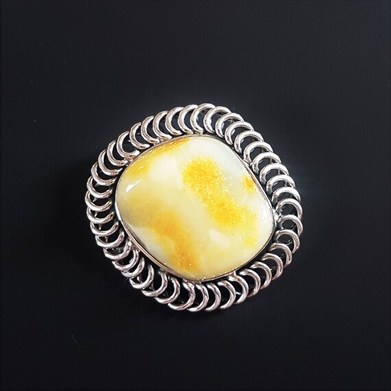 16,7g.Baltic Amber Brooch, White/Yellow Amber Brooch