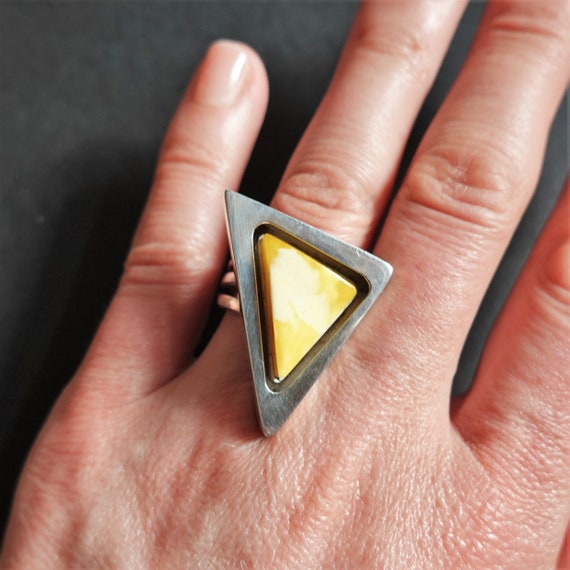 9g. White Amber Ring, E. Salwierz Design, Sterling Silver Baltic Amber Ring