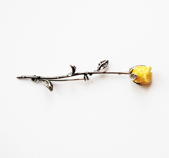 White Baltic Amber Brooch, 6g