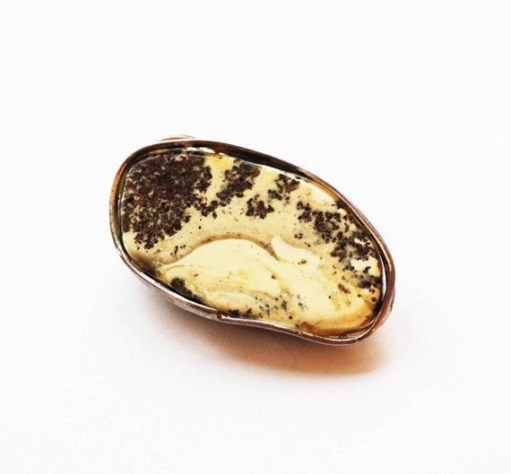 White Amber Brooch, 18g